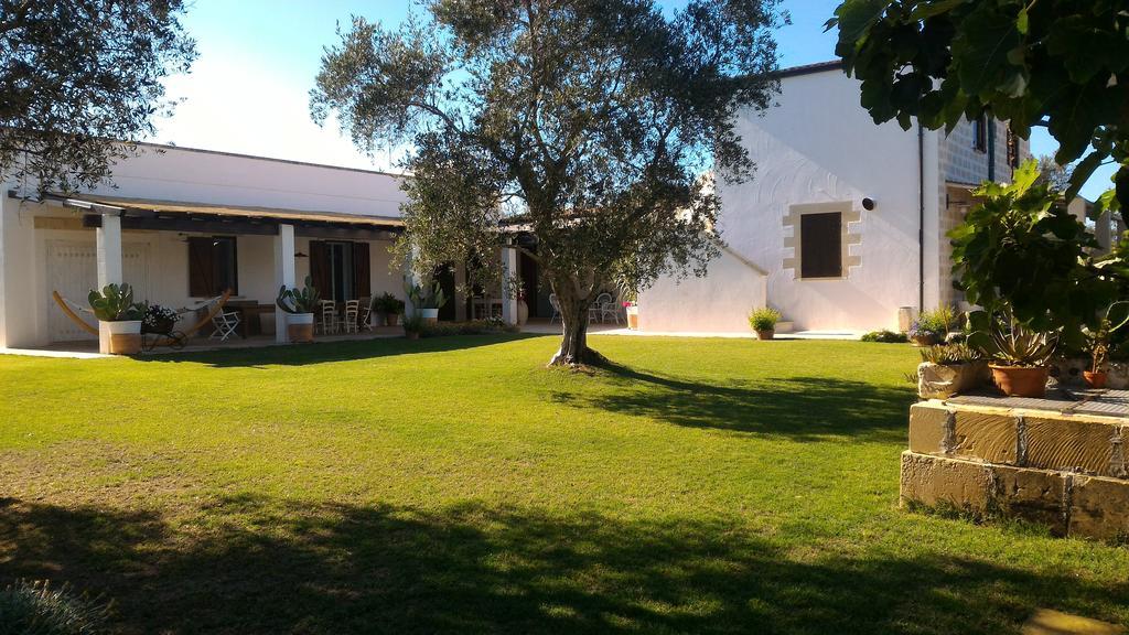 Masseria Vignenove Uggiano La Chiesa Extérieur photo